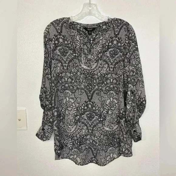 Simply Vera Vera Wang Roll Tab Blouse - Picture 2 of 8